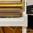 Yamaha U1 PWH Ansicht Hammerköpfe und Tastatur