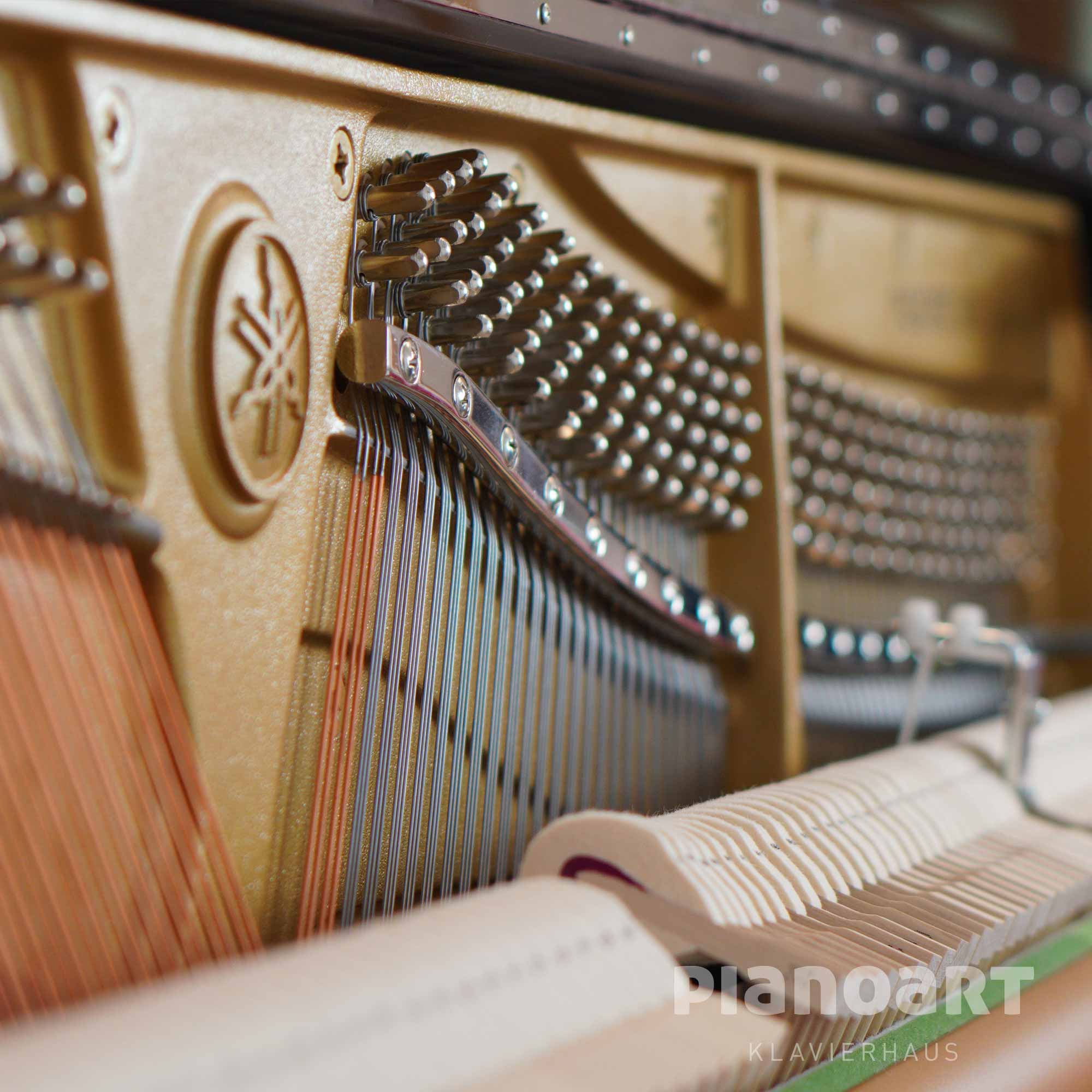 Hammerköpfe vom Yamaha P-121 SH2 Gebraucht Klaviers