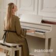 Klavierspielerin Digitalpiano Casio Celviano AP-750 GB